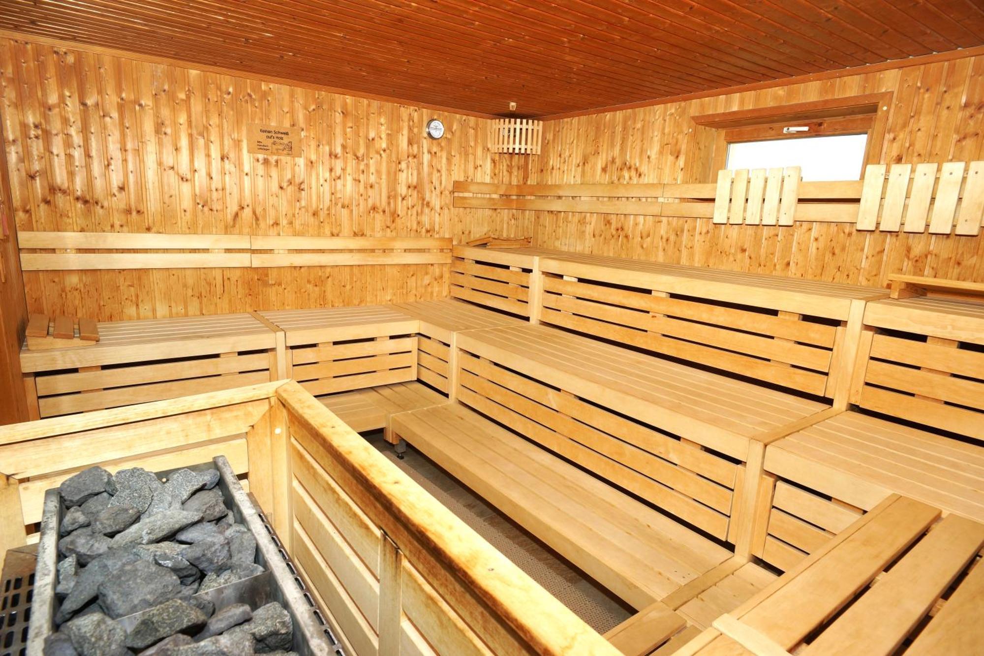 Relax-Red Mit Pool Und Sauna Scheidegg Luaran gambar